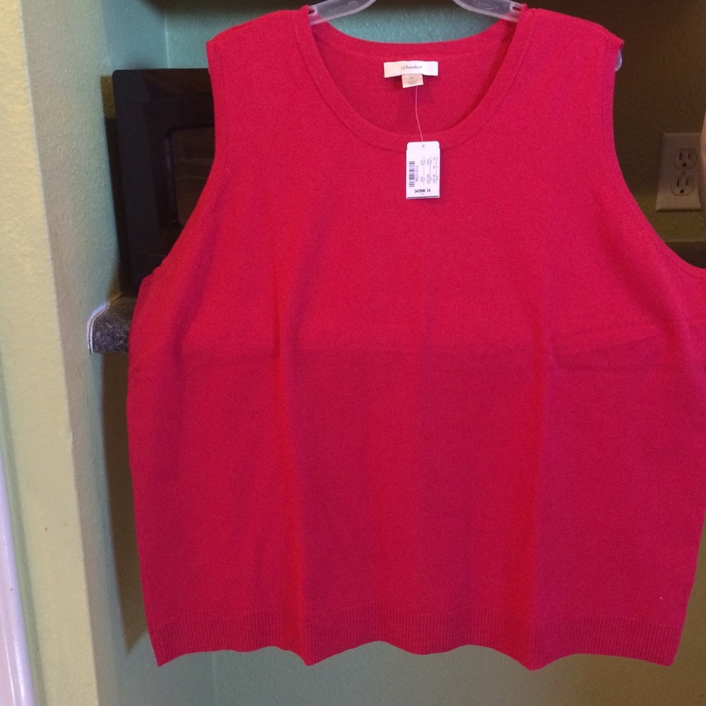 BNWT 3X Red Shell - Moving - Priced to Sell!